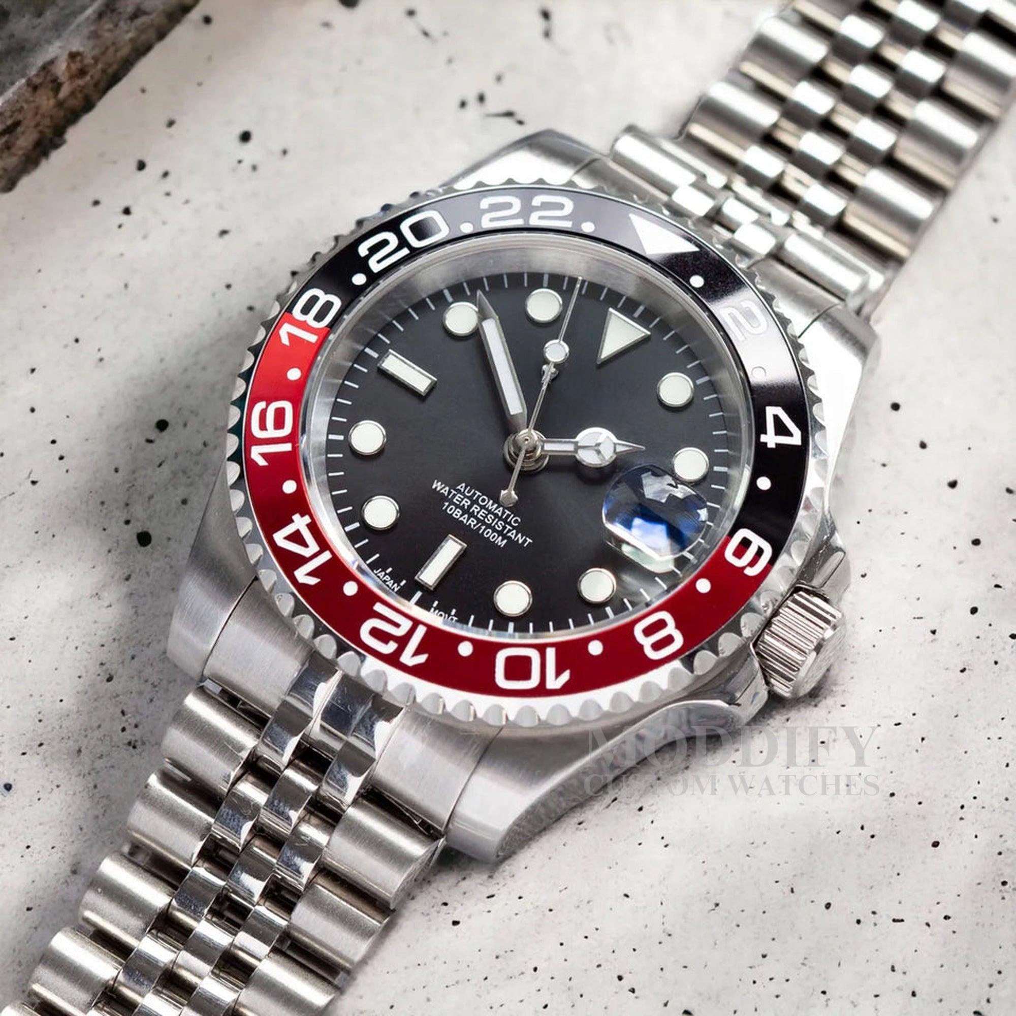 GMT Automatklokke 40 mm – Sort/Rød Ramme