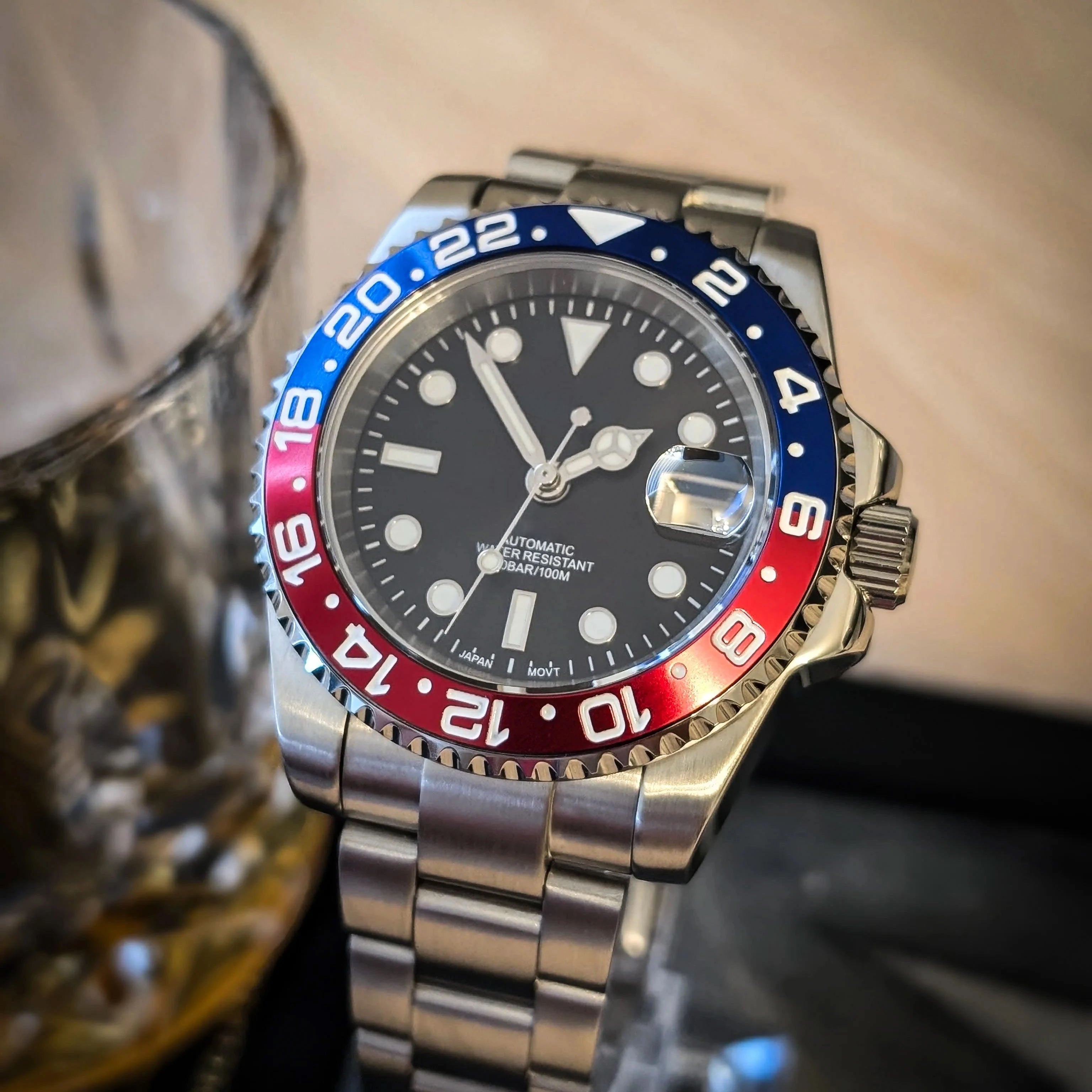 GMT Automatklokke 40 mm – Blå/Rød Ramme